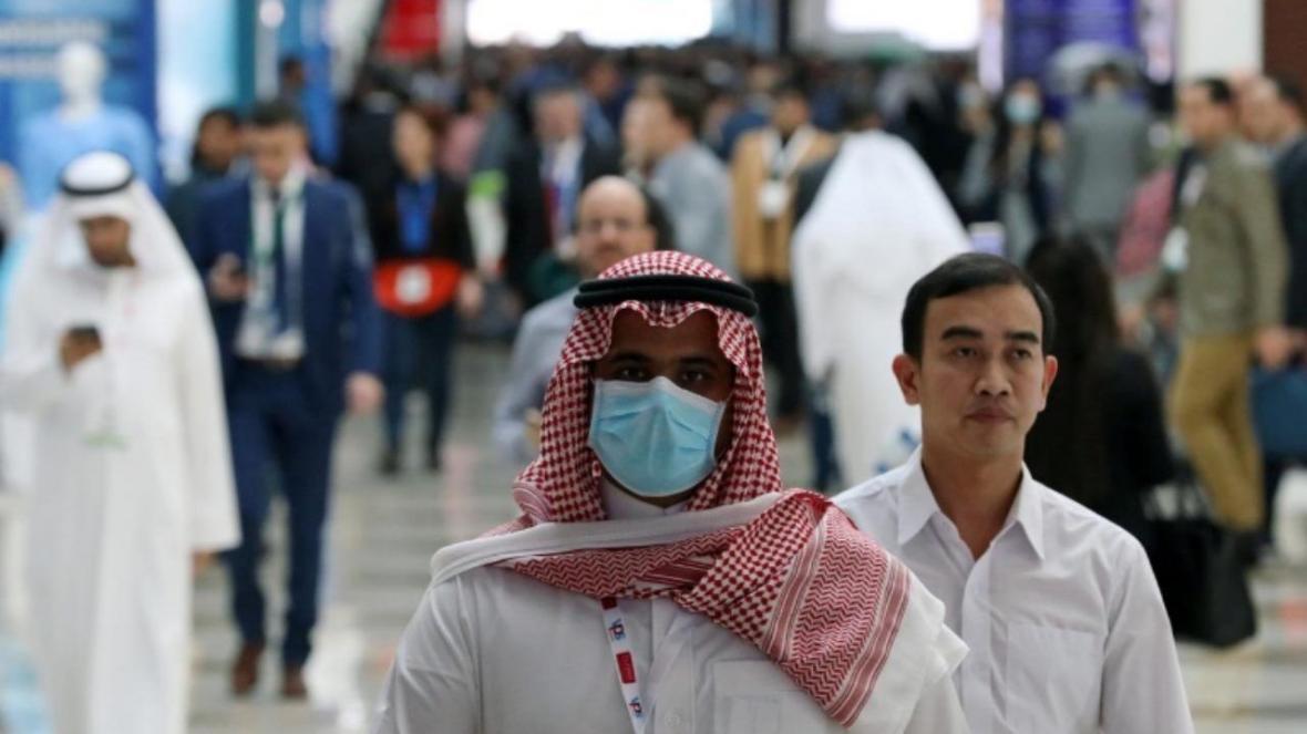 خبرنگاران امارات منع آمدوشد شبانه برای مقابله با کرونا گفت
